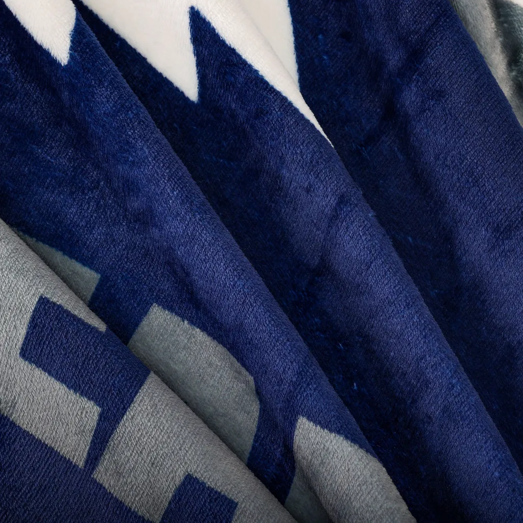 NHL 2 Ply Plush Throw - Toronto Maple Leafs