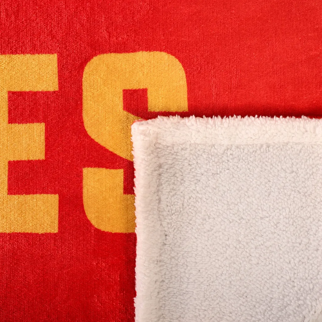 NHL 2 Ply Plush Throw - Calgary Flames