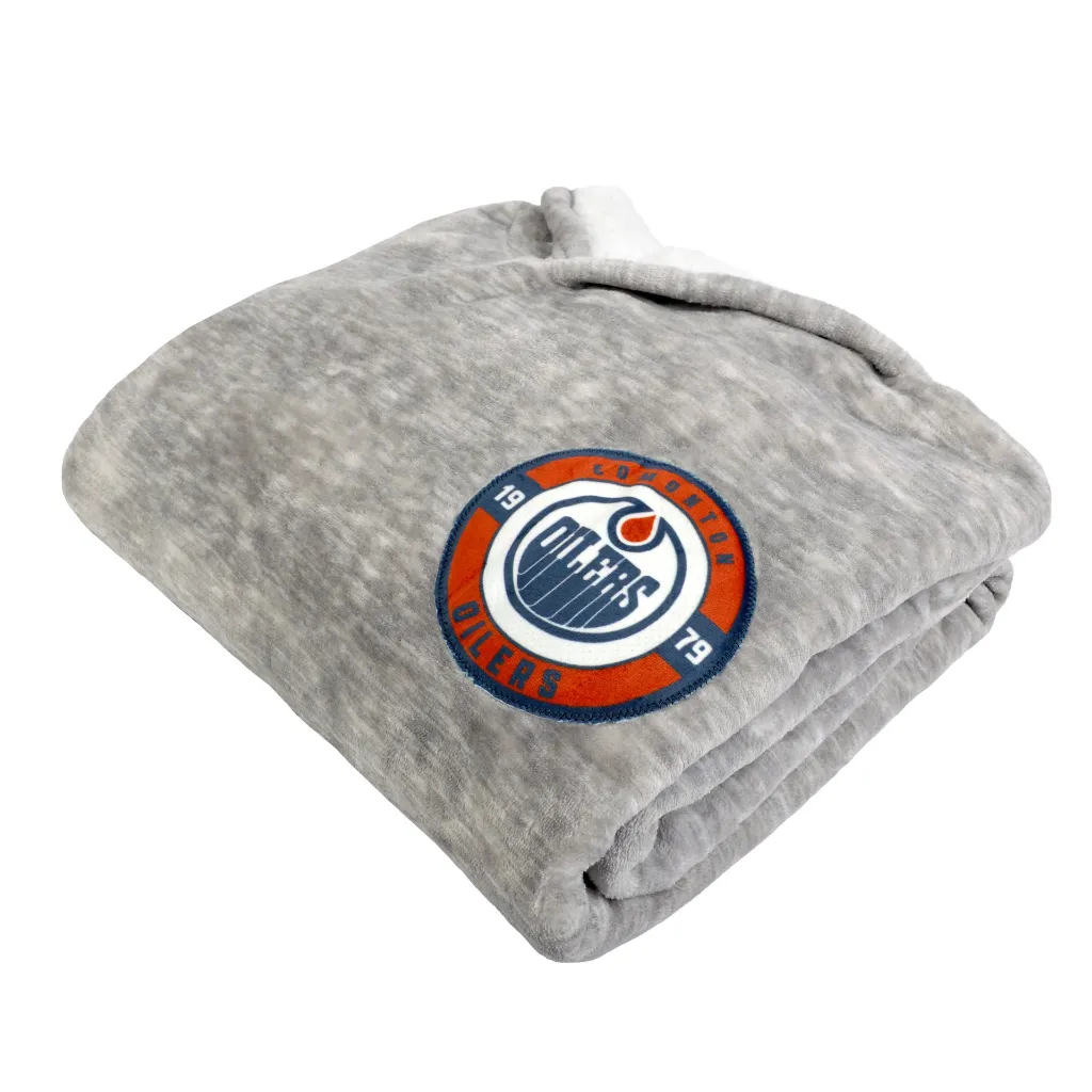NHL Snuggle Me Hooded - Edmonton Oilers