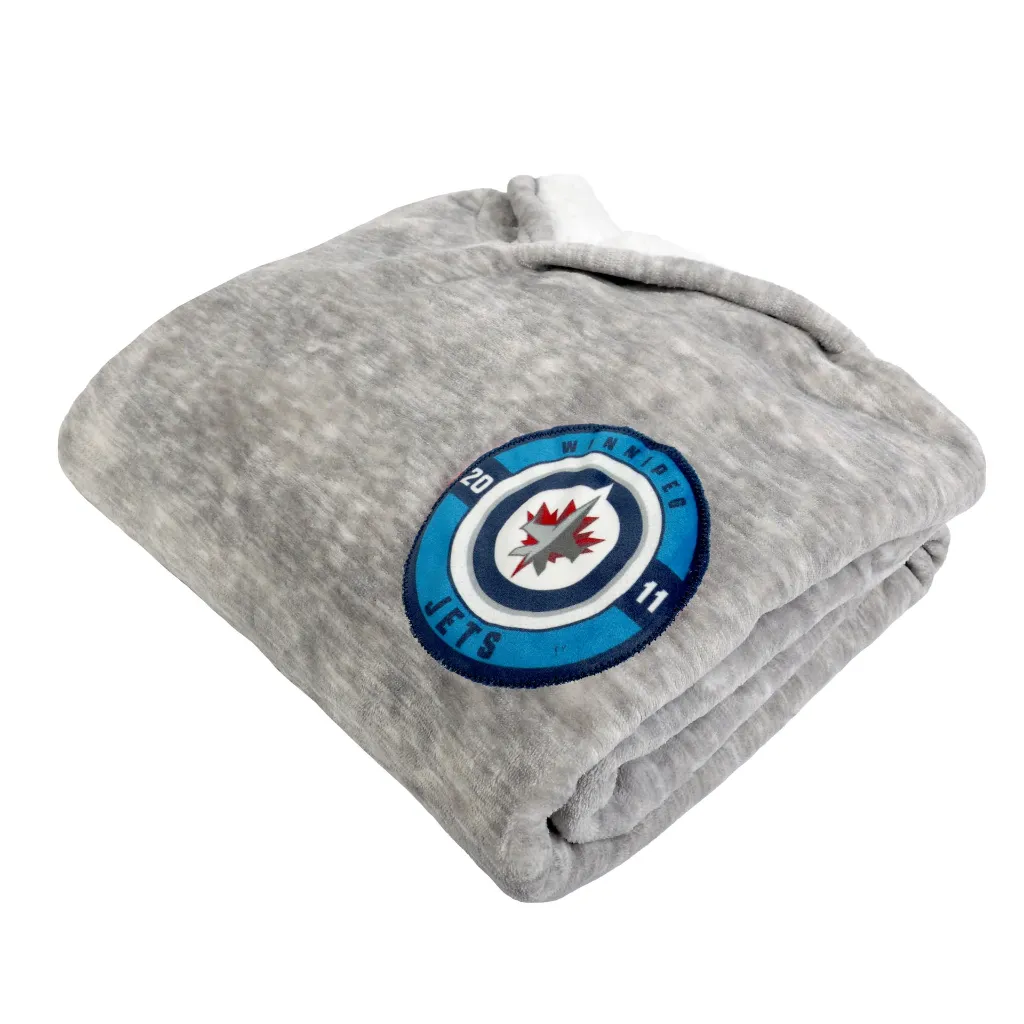 NHL Snuggle Me Hooded - Winnipeg Jets