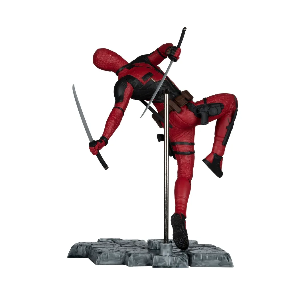 Marvel Studios Deadpool (Deadpool & Wolverine) 1:10th Scale Collectible Gold Label McFarlane Toys