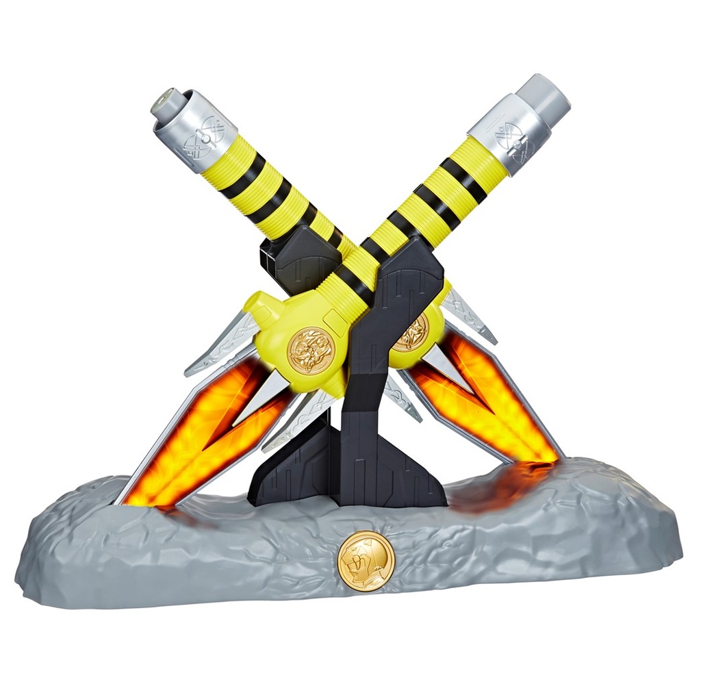 Power Rangers Lightning Collection: Premium Roleplay Yellow Ranger Power Daggers