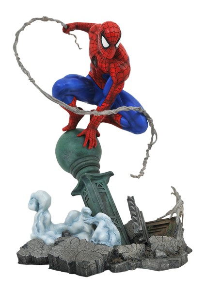Marvel Comic Gallery: Spider-Man Lamppost PVC Diorama