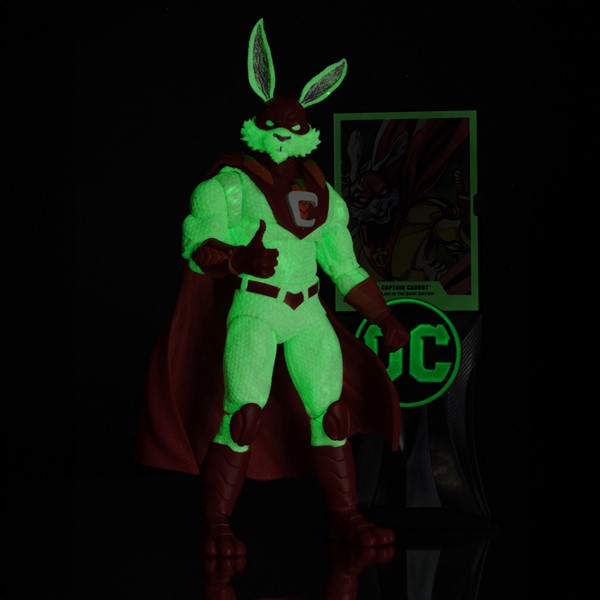 DC Multiverse Captain Carrot (Justice League Incarnate) Glow In The Dark Edition Gold Label 7-Inch