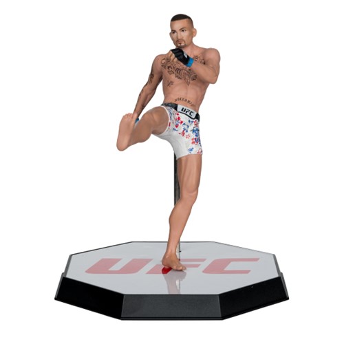 UFC Max Holloway 7-Inch Posed Figure Gold Label McFarlane's SportsPicks