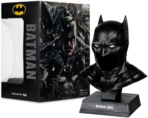 DC Direct Batman Cowl (Batman: Noel) 1:3 Cowl Replica