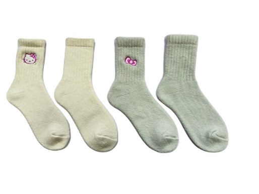 Hello Kitty: Bow Embroidered Cushoin Socks - 2 Pack